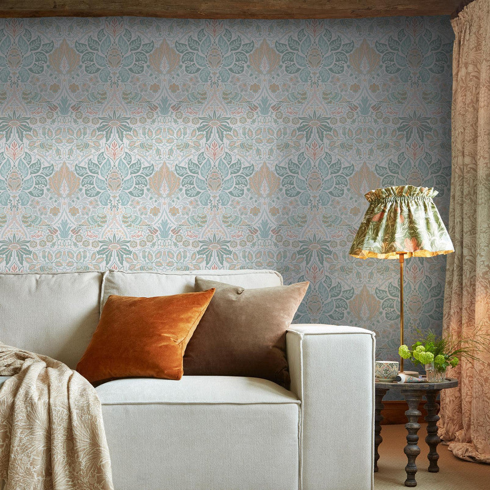140479 - Dove & Rose Wallpaper - Haze - William Morris