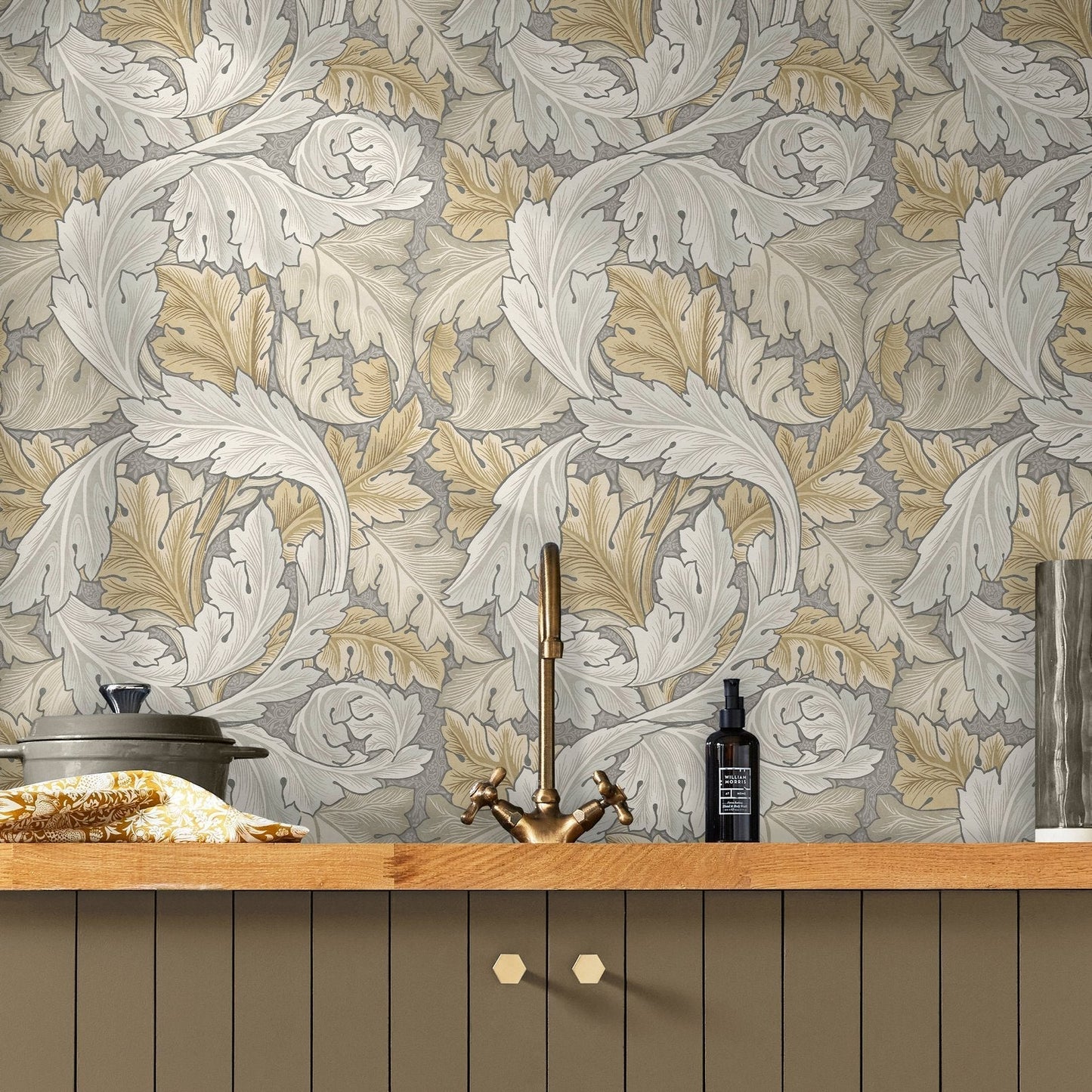 Acanthus Wallpaper - Neutral - William Morris AH
