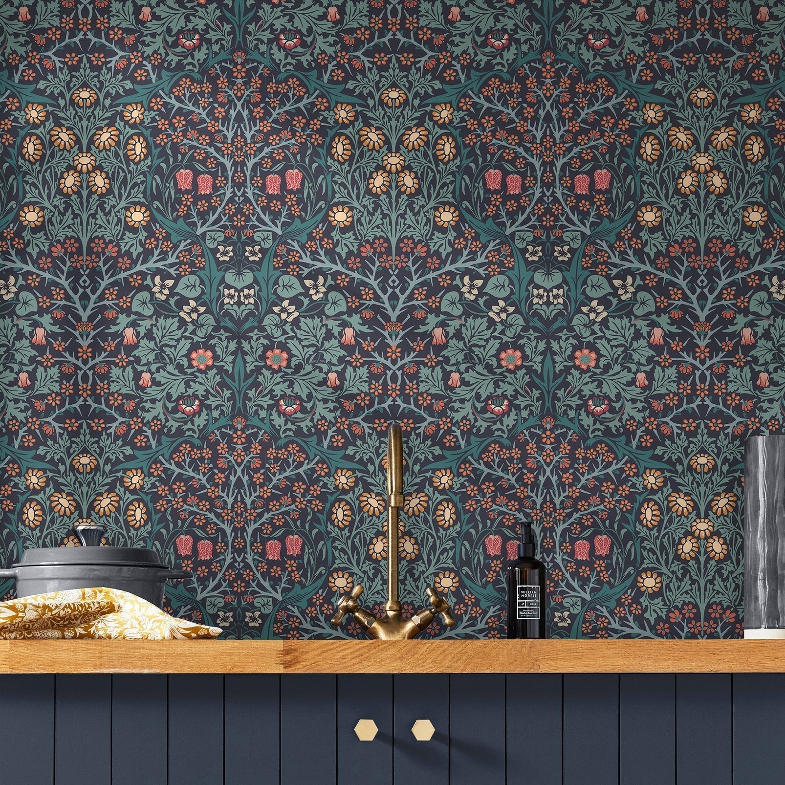 Blackthorn Wallpaper - Navy - William Morris AH