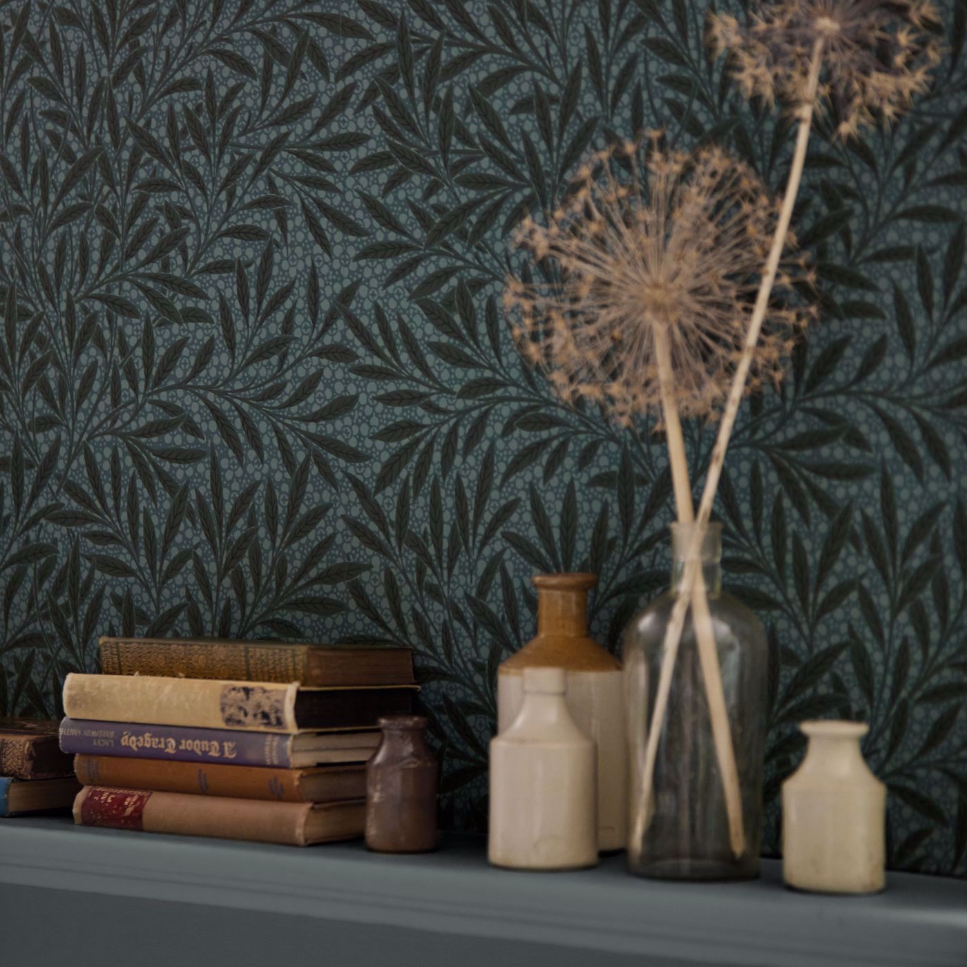 Emery’s Willow Wallpaper - Emery Blue - 217183 - Morris & Co