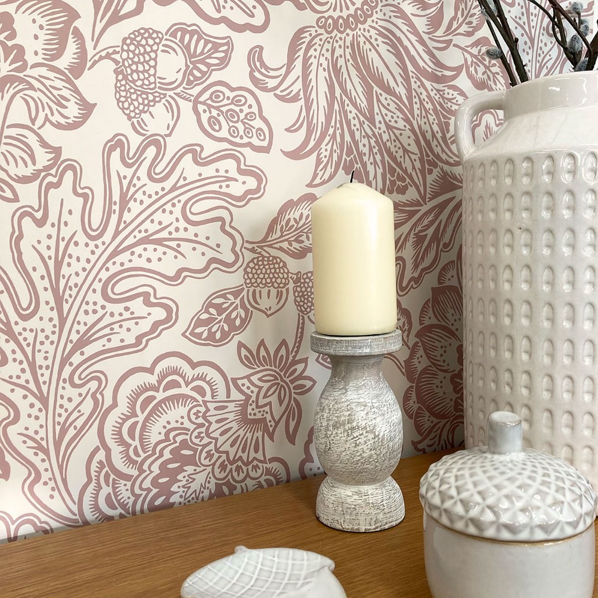 Fernhurst Floral Trail Wallpaper - Pink - Belgravia