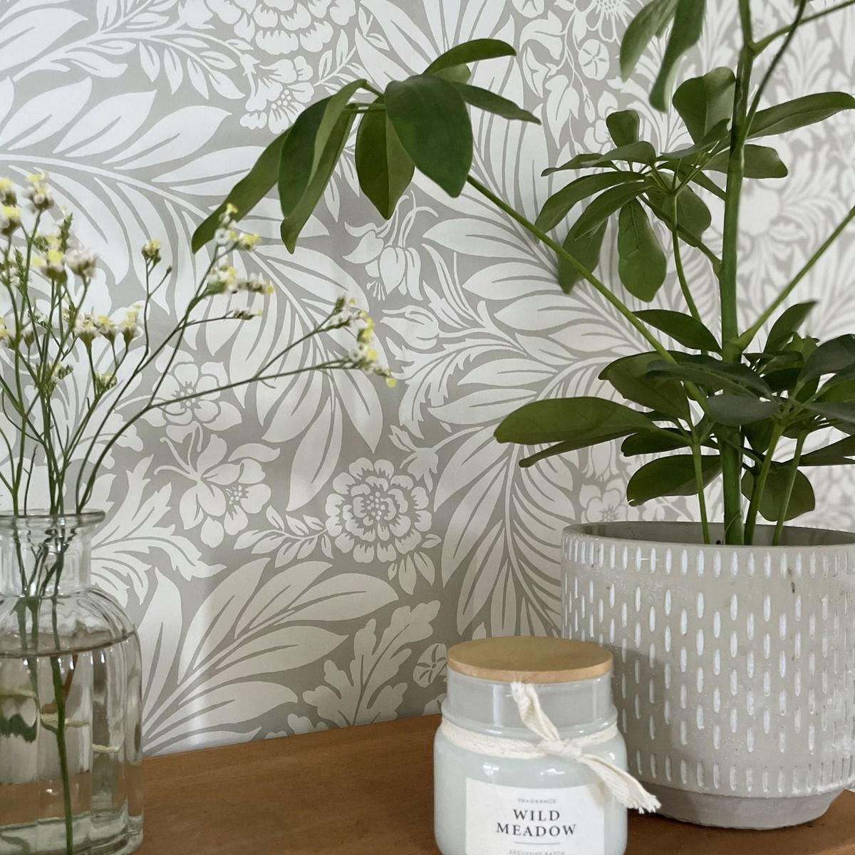 Florence Leaf Wallpaper - Grey - Belgravia