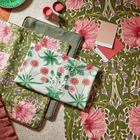 Pimpernel Wallpaper - Sap Green/Strawberry - 217333 - Morris & Co